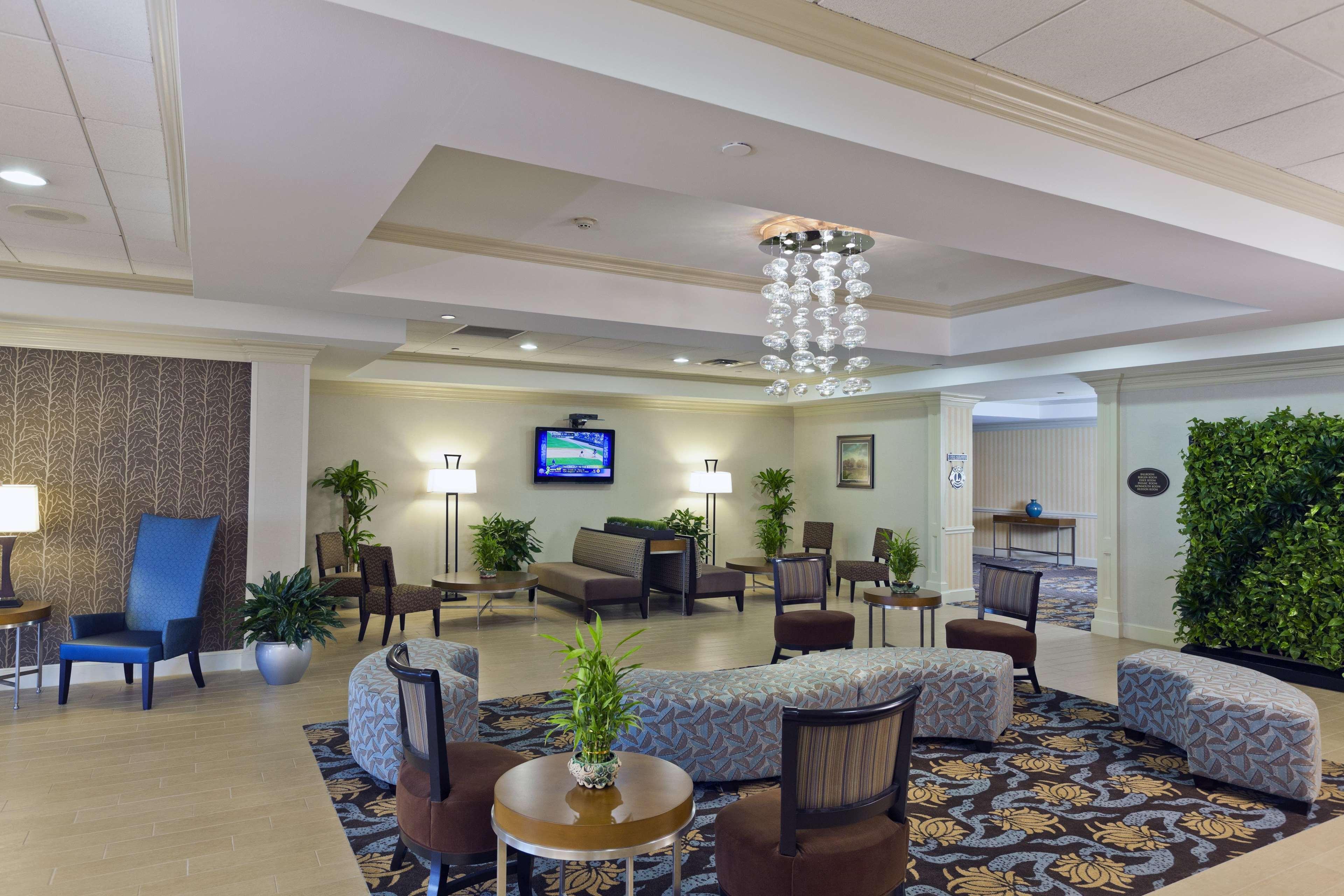 Hotel Doubletree By Hilton Mahwah Exterior foto