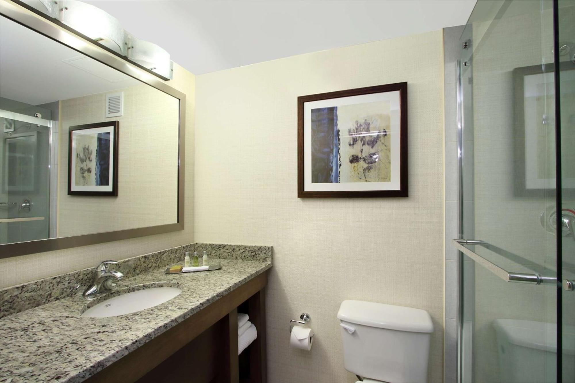 Hotel Doubletree By Hilton Mahwah Exterior foto